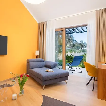 Villa Luxury Bracchia Magic Retreat Ii With Heated Pool -