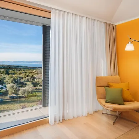 Luxury Bracchia Magic Retreat Ii With Heated Pool - *