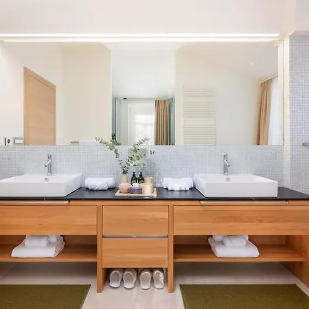 Luxury Bracchia Magic Retreat Ii With Heated Pool - Villa Škrip