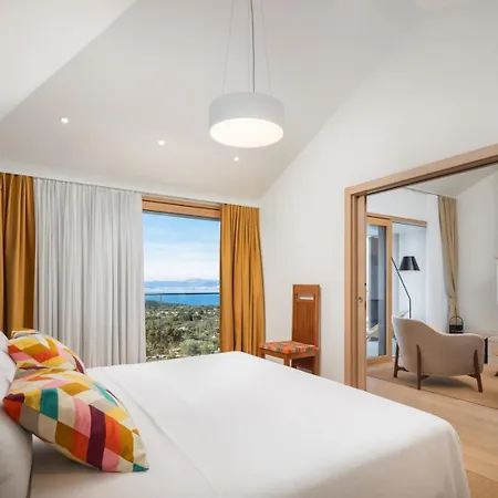 Villa Luxury Bracchia Magic Retreat Ii With Heated Pool - *