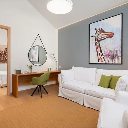 Villa Luxury Bracchia Magic Retreat Ii With Heated Pool - *