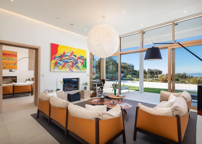 Luxury Bracchia Magic Retreat Ii With Heated Pool - Škrip