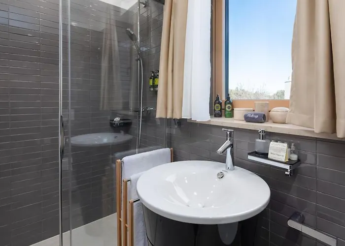 Luxury Bracchia Magic Retreat Ii With Heated Pool -