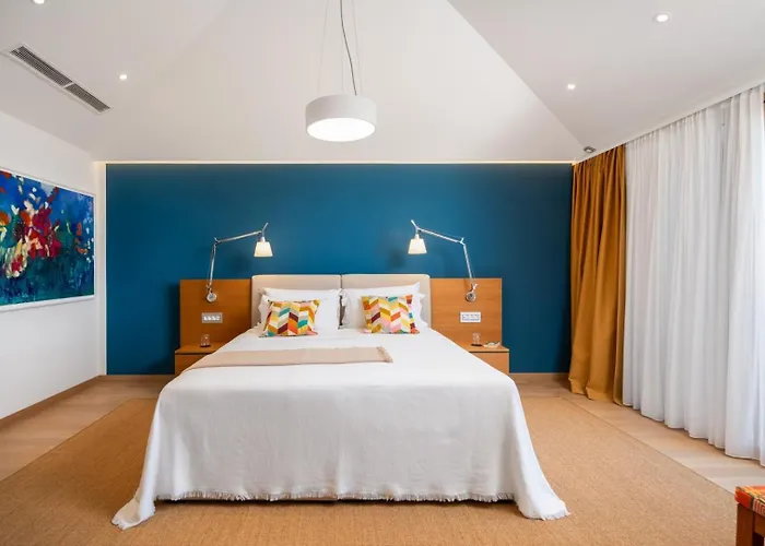 Luxury Bracchia Magic Retreat Ii With Heated Pool - 빌라 Škrip