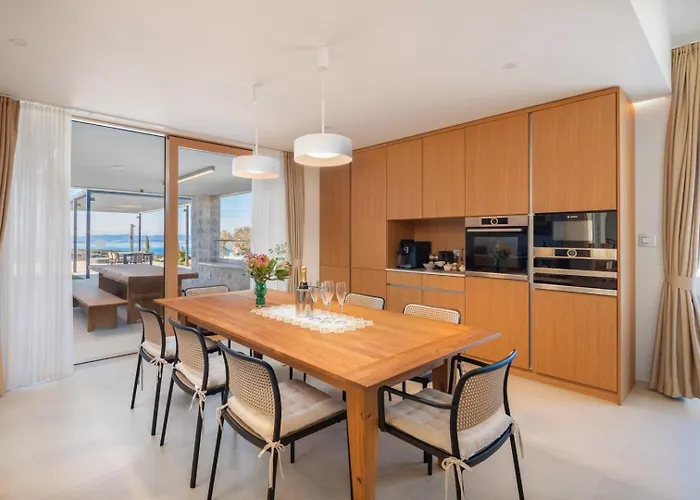 빌라 Luxury Bracchia Magic Retreat Ii With Heated Pool - Škrip