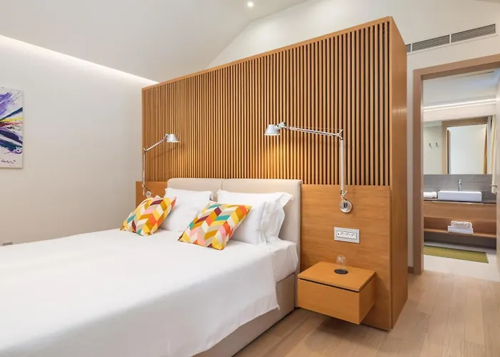 Luxury Bracchia Magic Retreat Ii With Heated Pool - 빌라 Škrip