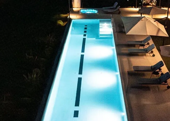 빌라 Luxury Bracchia Magic Retreat Ii With Heated Pool - *