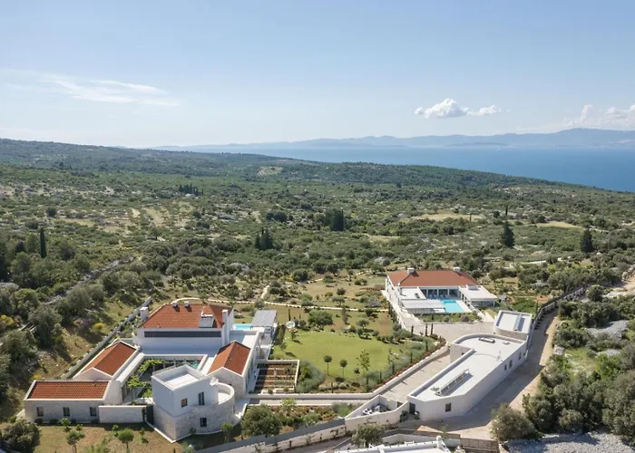 Luxury Bracchia Magic Retreat Ii With Heated Pool - *