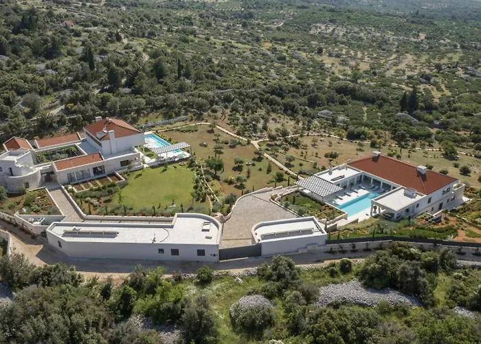 Luxury Bracchia Magic Retreat Ii With Heated Pool - Škrip